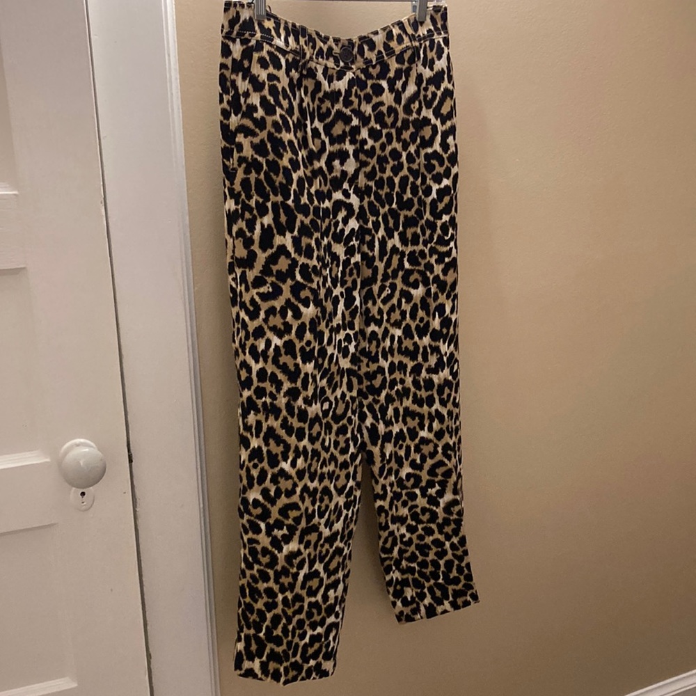 Crepe leopard pants